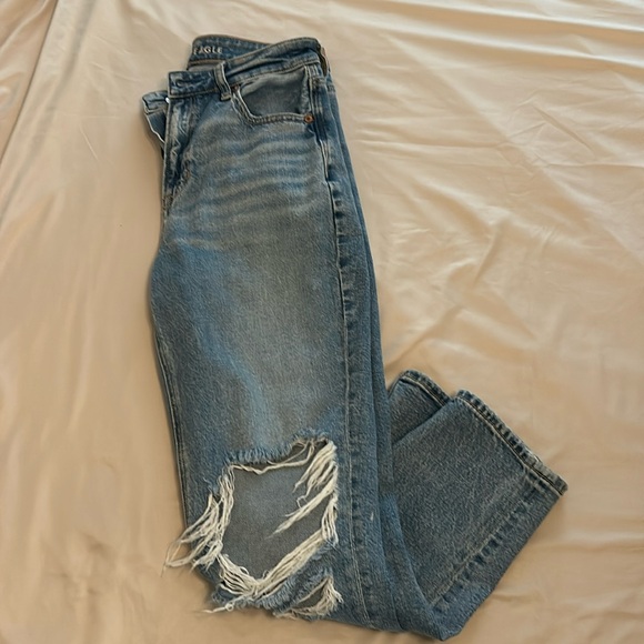 American Eagle Mom Jeans - Picture 1 of 5